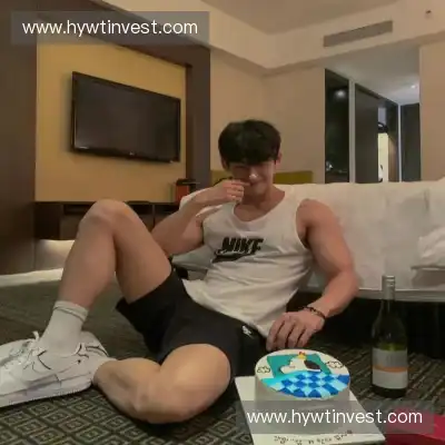 苏尤春